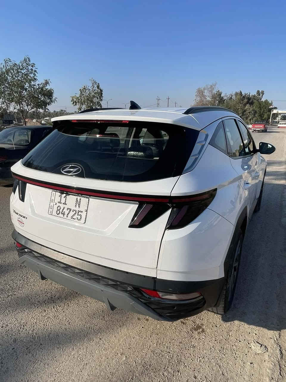 سلام عليكم
للبيع ولمراوس حسب القناعة 

توسان موديل 20  فولل عده البنرمامه موصفات  خليجي ماشيه 64

محرك 2000 دوش

سعر 200

 مكاني بغداد    

للتصال / ‭ ‬ ‬ ‭ ‭ ‬ ‭٠٧٨٧ ٧٨١ ٢٠٣٨‬ ‭‬
