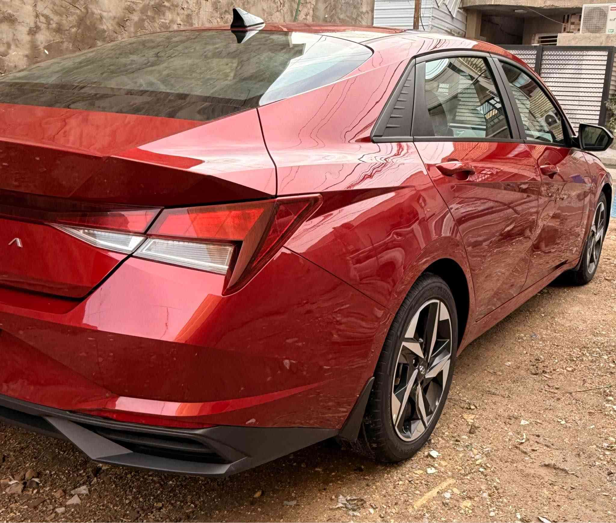 السلام عليكم
النترا موديل 2023
رقم أربيل 
بدون ايرباك
موصفات فل عده الفتحه والجلد
 تدفئه كشنات
سايد بريك كهرباء 
رادارات اماميه جانبيه خلفيه 
شاحن وايرلس 
قياده ذاتيه 
تحذير الخروج عن المسار 
مانع تصادم 
شاشه دجتل 
تبريد بيانو 
لد نهاري 
كامره دواره
محرك 2000 دوش 
تشغيل عن بعد 
باقي المواصفات معروفه ما يحتاج اذكرهن 
رقم الشاصي مرفق بلصور
مكان السياره بغداد
السعر 148 $$$مجال بسيط
للتواصل 
*********** Colombo, Sri Lanka
