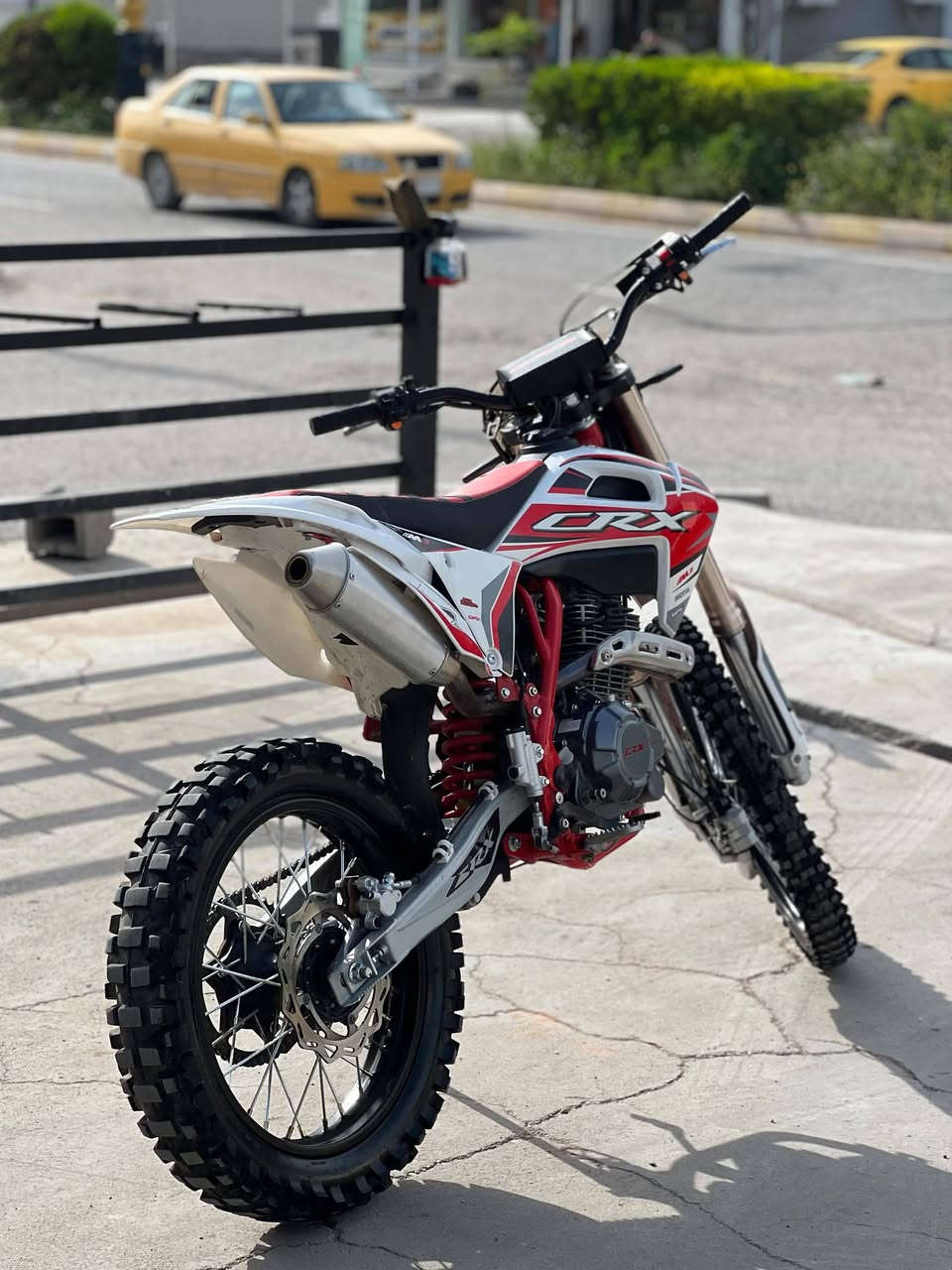 دراجة CRX 300ccللبيع
كفالة عامة وضع شركة شلعة ومعدل 
السعر مليون 250 وبي مجال 
المو شراي لا يتعب نفسة 
الرقم ***********
