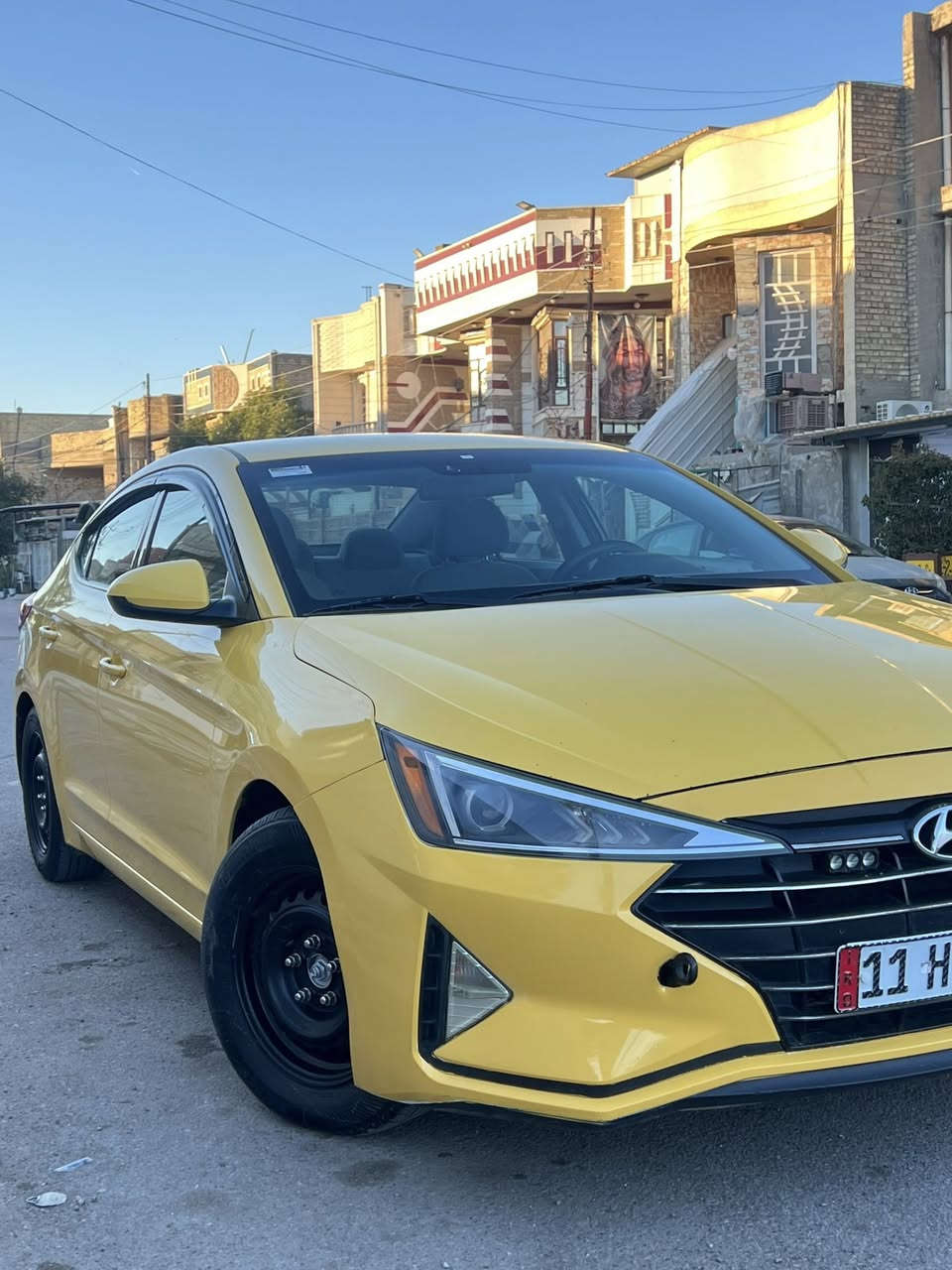 السلام عليكم النترا 2019 وارد امريكي حادث بنيد بدون دواخل 
السعر ( 127$) مكانها بغداد البلديات *********** 
محرك 2000 دوش كير AT المرغوب مكفولات من الفتح 
سياره جاهزه وجديده منضومه مال غاز صدر جديد تبريد ثلج 
سياره بيها فقط بنيد بدون دواخل بدون ايرباك الباقي كله مكفول
