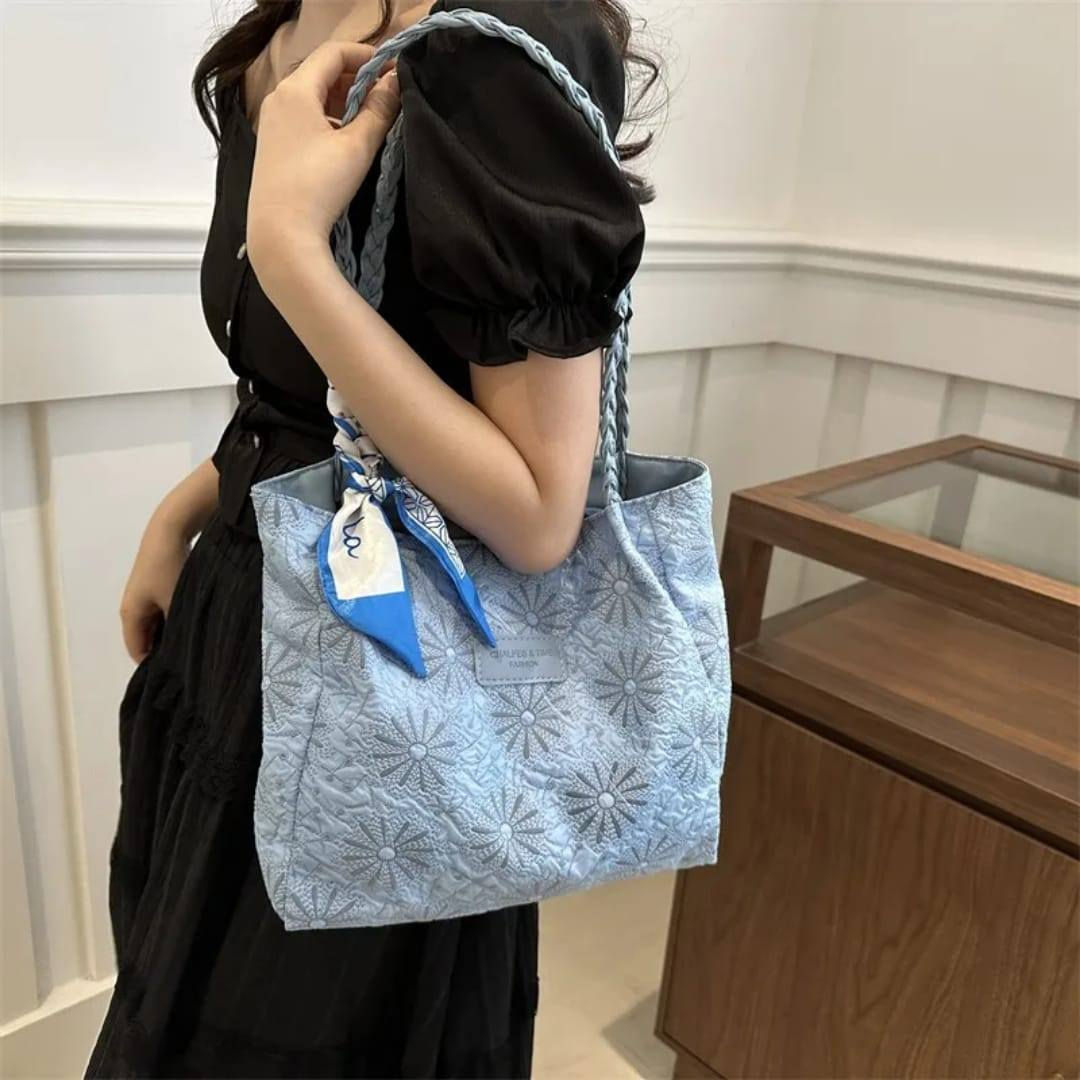 👜 حقائب نسائية (جنط): 442 قطعة (موديلات وألوان متنوعة).

⌚ ساعات نسائية: 230 قطعة (قمة في الأناقة).

🕶️ نظارات شمسية: 187 قطعة (أحدث موديلات الموسم).

🎁 بكجات هدايا: 22 بكج جاهز (فخامة تبيض الوجه).

العدد الإجمالي: 881 قطعة مميزة.

📍 البضاعة جاهزة للمعاينة والاستلام.

📞 للاستفسار عن السعر لكامل للشروة 

التواصل على الرقم/***********
