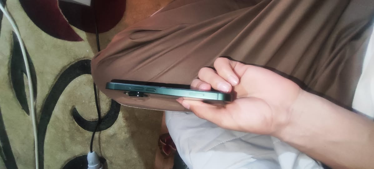 ا
لسلام عليكم ايفون 13 عادي بطاريه 90 نموذجM دبل خط. سعره 490 وبي مجال قليل كلش الي مو شراي لا يجي *********** هاذا رقمي
