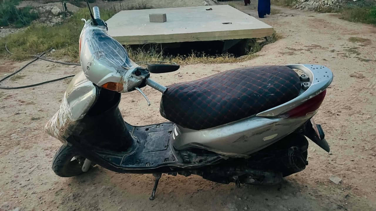 البيع الموطور رص شغال كلشي مابي محرك بعدو على الشركه كهربائيات شغاله السعر ٣٧٥ وبي مجال


**إذا كنت صاحب هذا الإعلان وتريد حذفه لأي سبب، رجاءا أرسل رسالة إلى الدعم الفني**