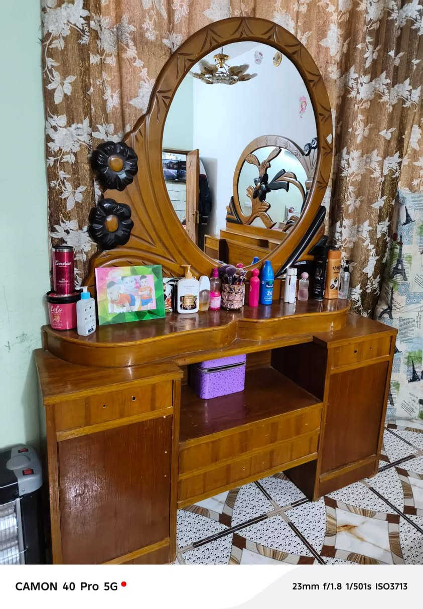 غرفه نوم نظافه 70% السعر 450 نقص قفاله يدات***********
