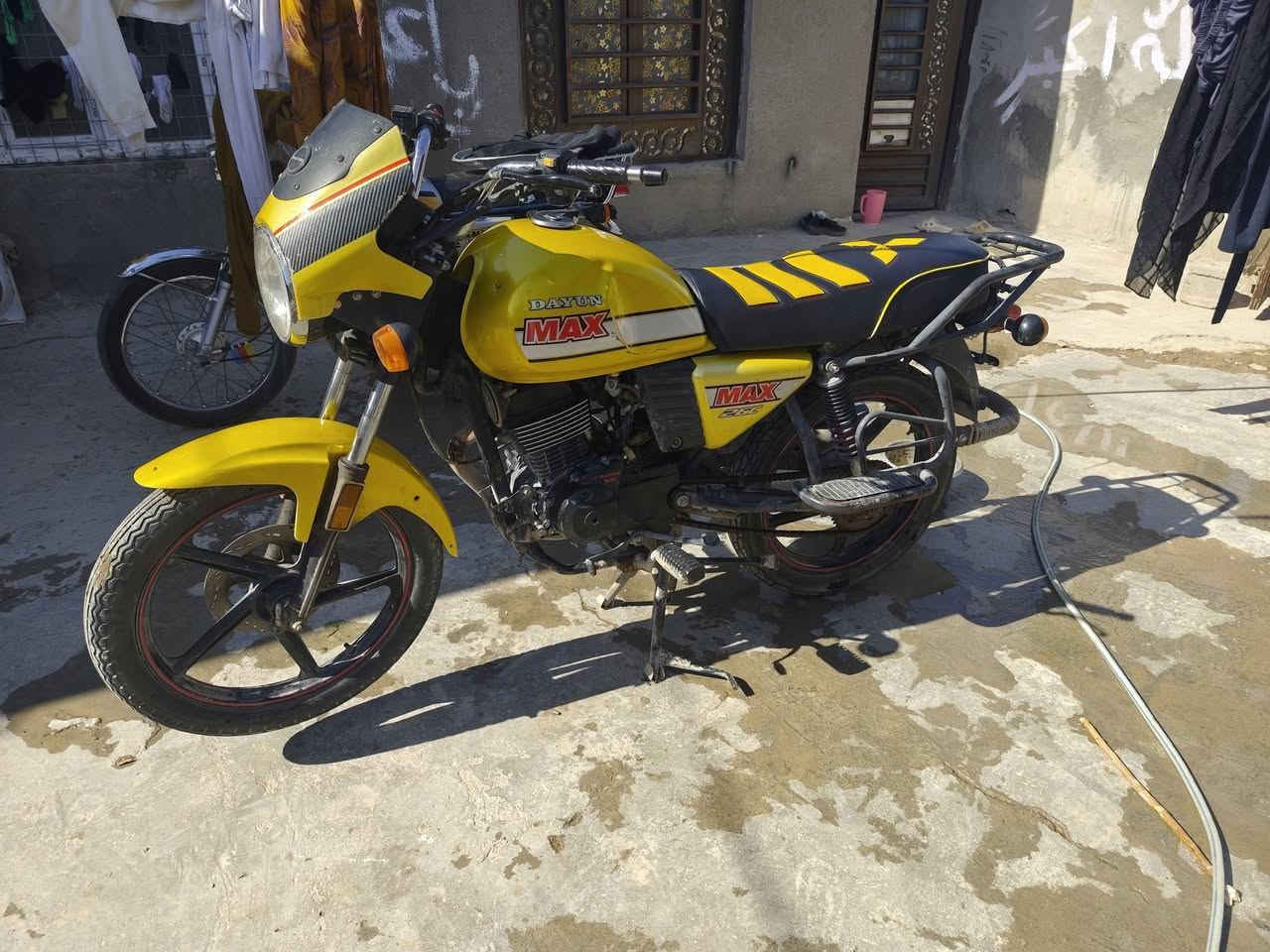 سلام عليكم دراجة دايوان 2022 شهر 7 للبيع هاتف ***********
