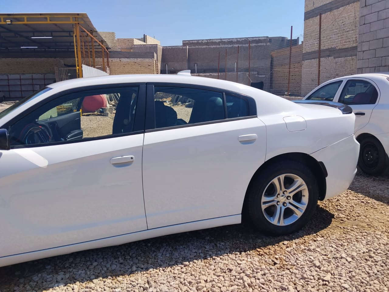 مكلف بالنشر وهذا رقم صاحبهه ***********
سياره sxt موديل 2016 داخله كلين وهنا بالعراق صار بيهه شخط ونصبغ ربع الجاملغ الامامي .. 
بدون ايرباك بدون كلشي بدون دواخل .. 
مكان السياره النجف قضاء المشخاب .. 
مواصفات عاديه شاشه كبيره وكشنات حظن ..
مكينه وگير وحداده وتخم تاير كله جديد 
منضومة تبريد ميكانيكي كمبريسر دورنكو بستم يعني ثلج
ماشيه 219000 كيلو وليس ميل
