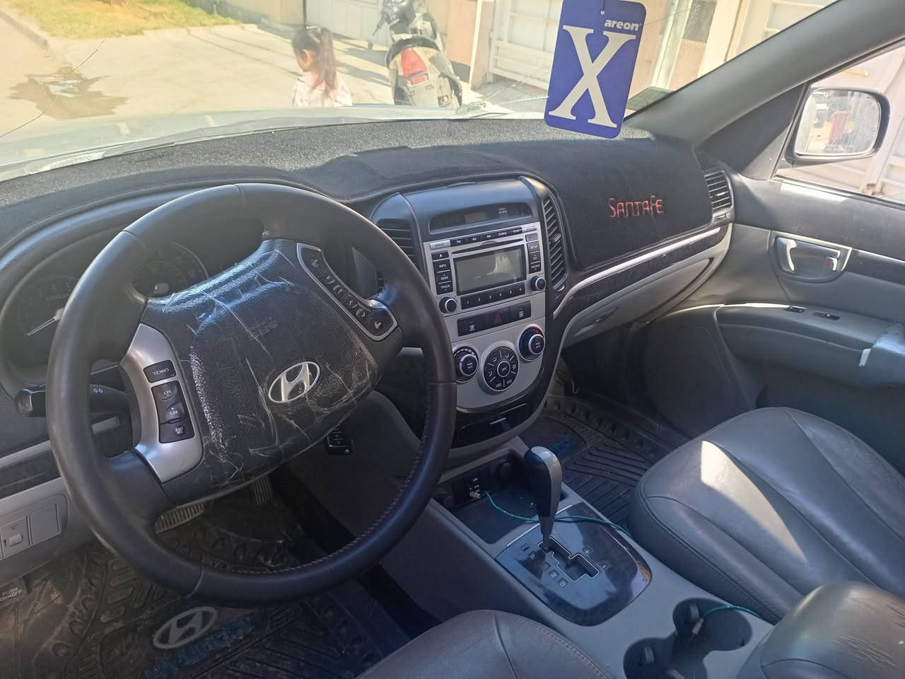 هنداي سنتافي وارد امريكي حادث دعاميه فقط كير محرك شركه نص فول بلادي للبيع السعر 125المكان بغداد ***********
