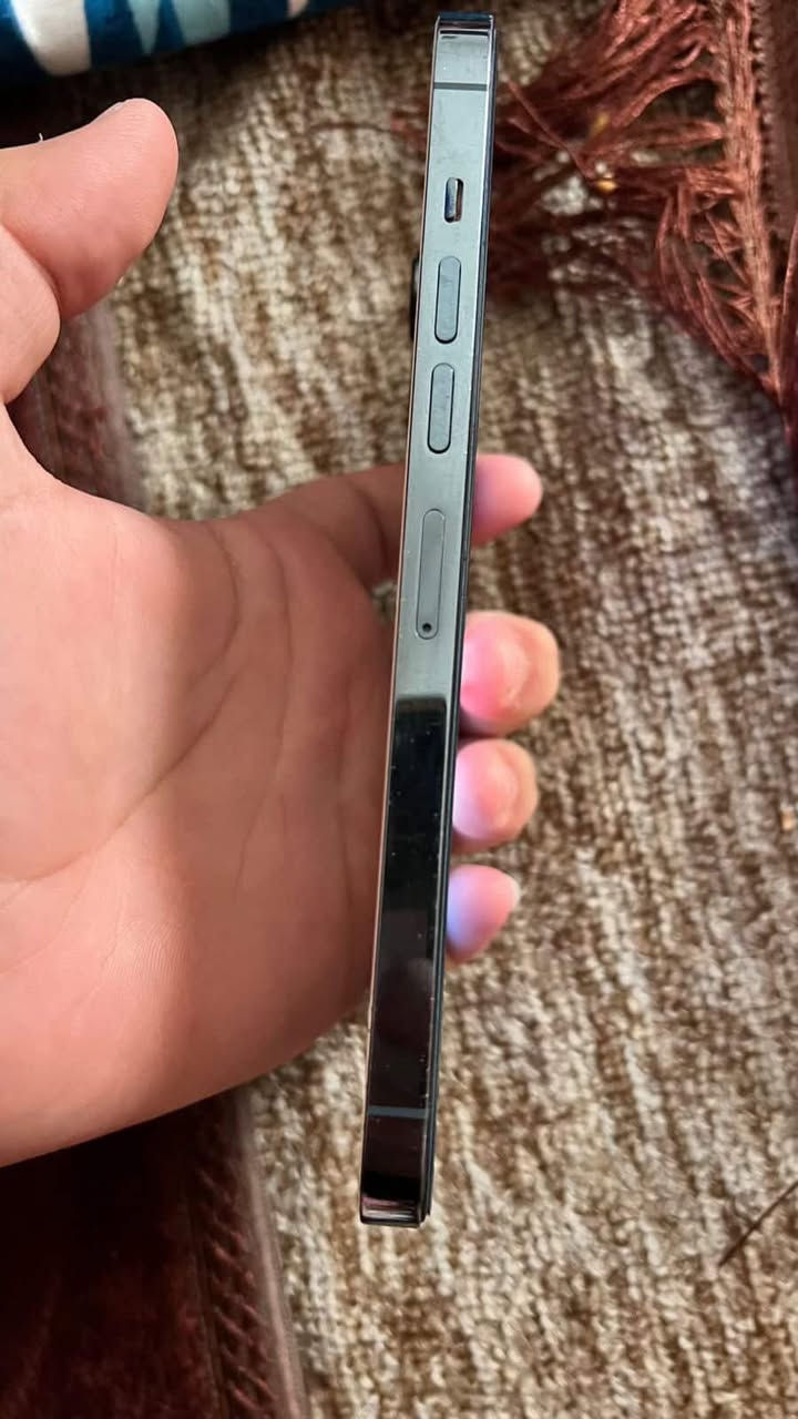 سلام عليكم ايفون 13 برو ماكس  ذاكره 256 بطاريه 88  مبدل فقط شاشه وكامره الاماميه وبي فطر صغير بضهر ما مأثر على شاصي ابد 
سعره 450 وبي محال بسيط جدا مكاني نجف حي ميسان


**إذا كنت صاحب هذا الإعلان وتريد حذفه لأي سبب، رجاءا أرسل رسالة إلى الدعم الفني**