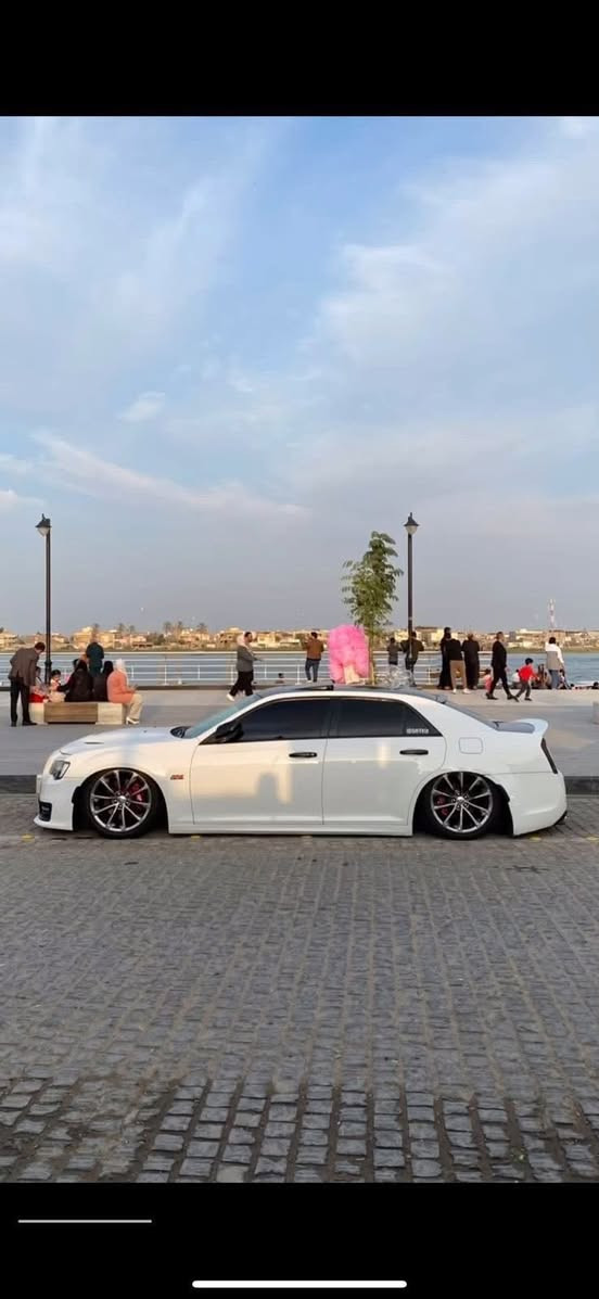 السلام عليكم 
اوباما ٢٠١٩
فول s
عليه شوته اصليه
جكات s2
لايت تحكم على موبايل
لد داخلي
عليه دبات فورجت اصليه تحكم 
فول سياره وجاهزه من كولشي 
ماشاء نصبهً تخبل
مكانه نجف ٢٦٠ ورقه وسعرها بلاش مع تزويد
***********
