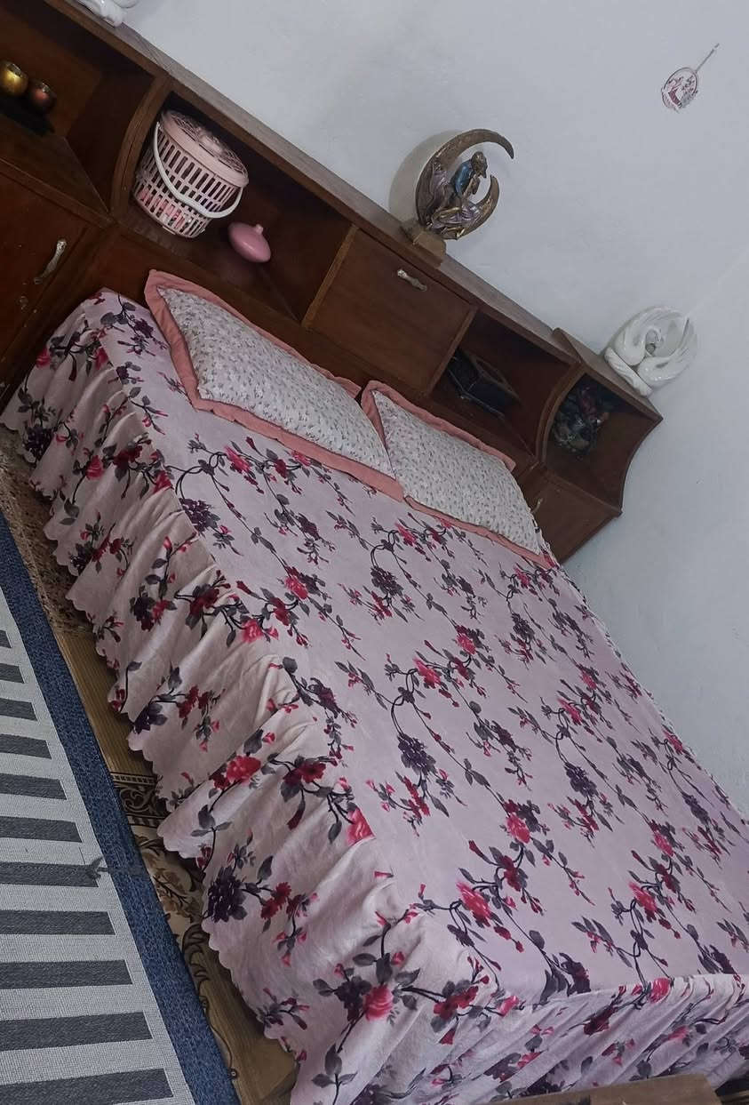 سلام عليكم عندي چربايه تسگام وبيها تاج اني شايلته ومندر سعرها 250


**إذا كنت صاحب هذا الإعلان وتريد حذفه لأي سبب، رجاءا أرسل رسالة إلى الدعم الفني**