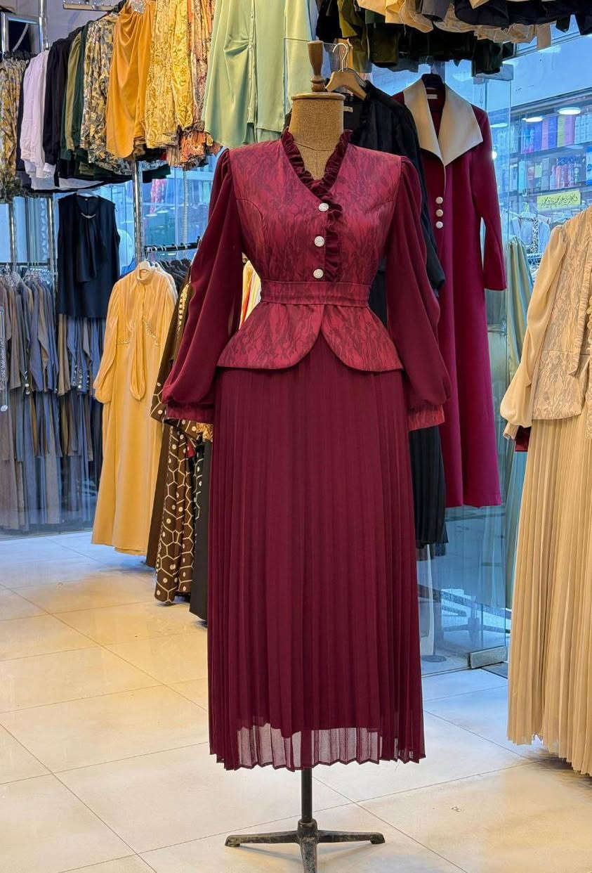 فستان العيد❤‍🩹
السعر 35 الف فقط
خامة شيفون مبطن 
38-40-42-44-46-48


**إذا كنت صاحب هذا الإعلان وتريد حذفه لأي سبب، رجاءا أرسل رسالة إلى الدعم الفني**