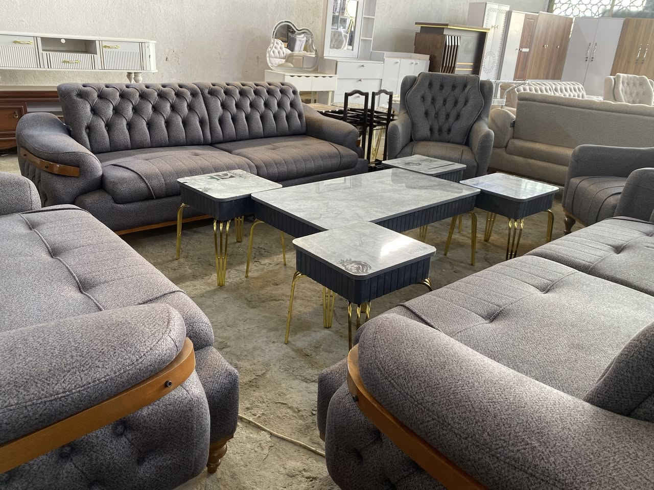 ‏‏‏‏يالله يتم بفضل الله تفريغ حاوية تخم مستورد🔥

تخم مودرن استيرادنا الخاص ١٠ مقاعد 
كوالتي عالي مواصفات عمل راقية جداً 
خشب زان مطعم بجميع الاركان الارجل زان 
الاسفنج سوفت طبي
قماش وتر بروف بوهيمي اصلي
نظام قلاب سرير

ضمان ٣ سنوات 🔴

السعر  ٨٥٠  الف 🔥🔥

متوفر بالنقد والاقساط على الماستر كارد📍📍

تم وصول تريلة جديدة اسعار بلااااااشششش

اسعارنا الانسب في العراق 🔥🔥
عروض وخصومات لأصحاب الحاويات

📍 العنوان:
بابل – الهاشمية – تقاطع السياحي

📩 للحجز ومعرفة الأسعار:
راسل الصفحة أو واتساب 👇

077 77715889 ☎️

✨ جرب… واحكم بنفسك …

#معرض_الحربي_ابو_عبدلله_لتجارة_الاثاث_المنزلي_الجديد_والمتسعمل
#بابل #ديوان #تخم #تسگام #جملة‏‏‏‏ ‏
