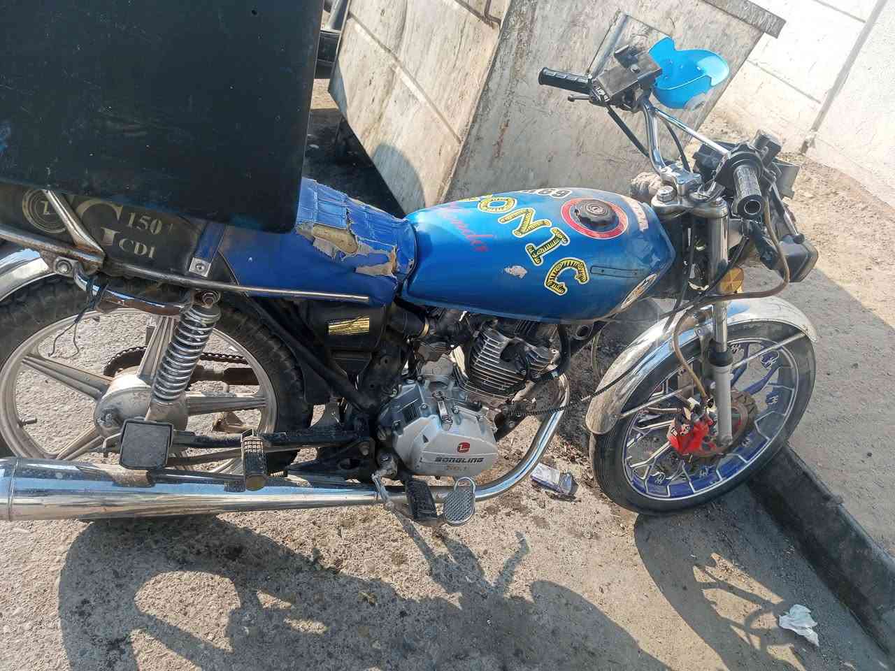 دراجه للبيع 5 كير سعر 275
***********
