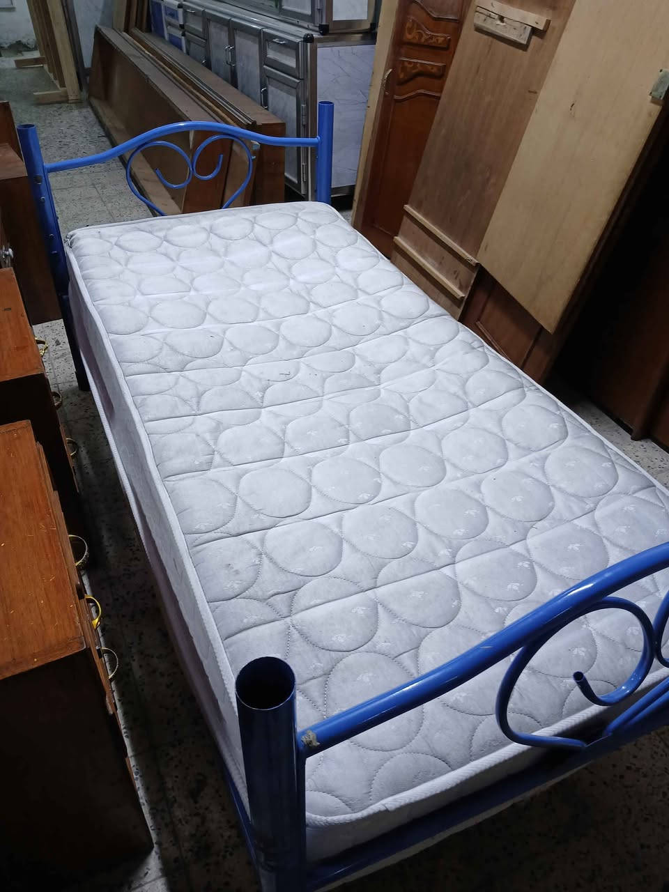 جربايه حديد تكمه قياس 190×90  مع دوشك ضغط عالي مستعمل نظيف 25 سم السعر اثنينهم 75 الف بغداد الرساله الاولى


**إذا كنت صاحب هذا الإعلان وتريد حذفه لأي سبب، رجاءا أرسل رسالة إلى الدعم الفني**