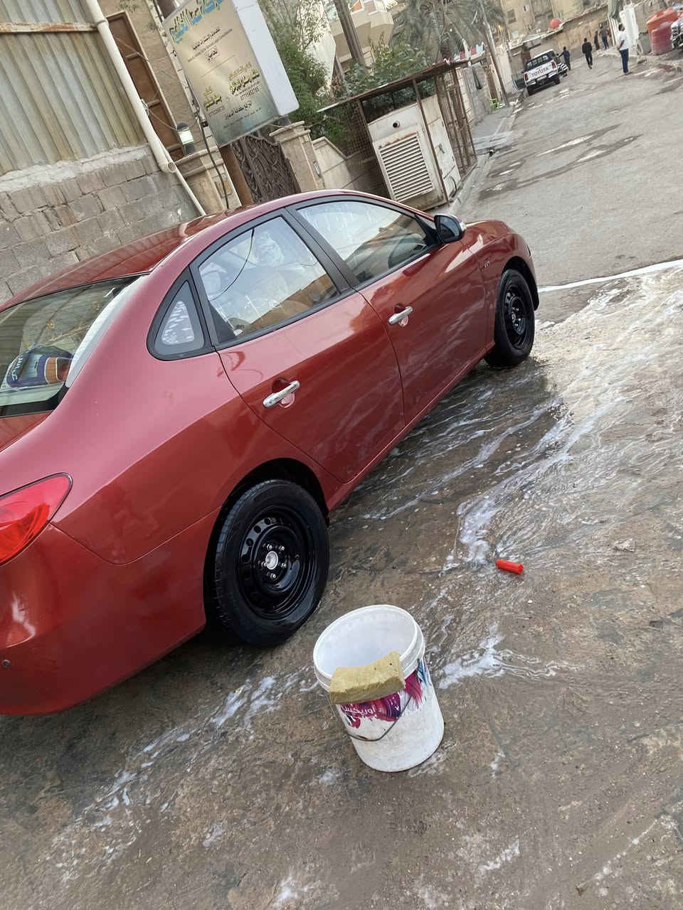 الانترا خليجي ٢٠١٠سياره للبيع كصتين كير مكينه حداديه تبريد تخم تاير السياره جاهزه سعر٤٨وبيه مجال البصره ***********
