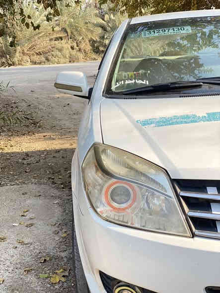 مساء الخير عليكم 
جيلي ام كي موديل 2013
جاهزة من كلشي 
تخم تاير 
مكينة كورلا كير عادي
داخلها دوشمة ابيض 
تبريد تدفئة 
ما ناقصها لو برغي 
بأسمي
وتحويل مباشر رقم بغداد
سعرها 48
بيها مجال قليل 
للاستفسار لاتصال ***********
