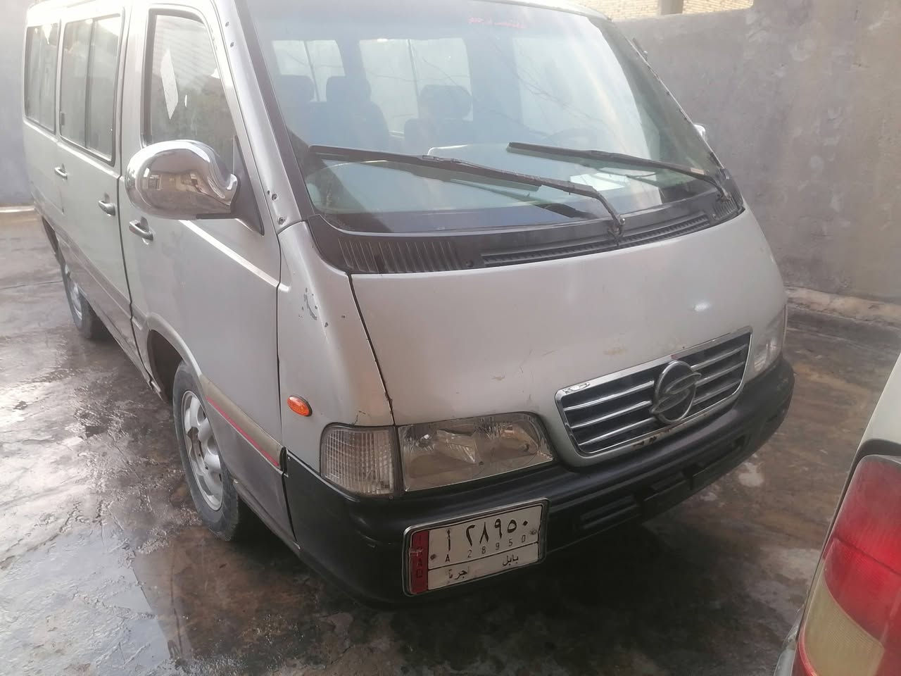 السلام عليكم ورحمة الله
ستانه للبيع موديل 2000 حداديه جديده كشنات جدد
كير جديد السعر 75$
***********
***********
