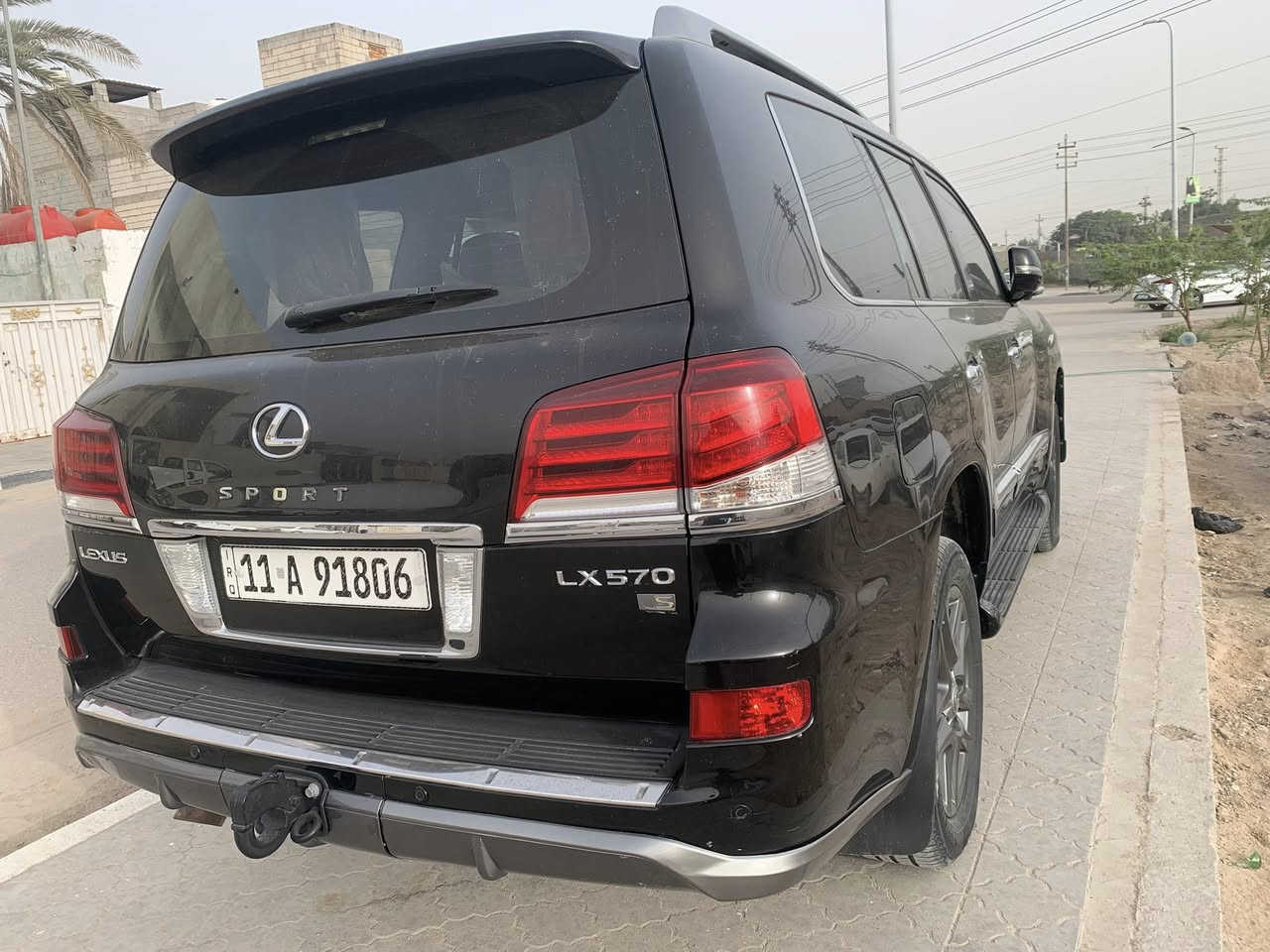 السلام عليكم
للبيع او مراوس 

لكزس LX570
موديل 2012
رقم بغداد انكليزي باسمي
فول مواصفات

🔹 بصمة تشغيل
🔹 تشغيل عن بعد
🔹 كشنات خزن
🔹 سلايد روف
🔹 ستيرن كهربائي
🔹 تدفئة وتبريد كشنات
🔹 كامرات محيطية
🔹 مواصفات كثيرة أخرى

السيارة مكفولة من التبديل والصبغ و الضربه 

💰 السعر المطلوب:370$

📍 مكان السيارة: بصره الزبير 
📞 لأي استفسار: ***********
