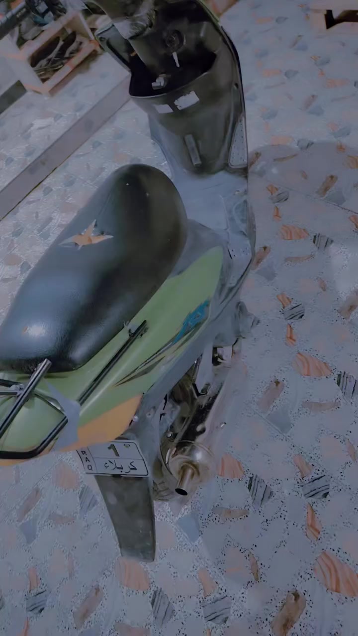 سلام عليكم 
ماكس عدلة للبيع بلادية بلادية بلادية 
شلعه ومعدل تخبلل 
مزوده كلجات رياضية
تشتغل نكرة سلف صبح 
وهندر واحد 
محرك اخرس 
كهربائيّات كلها شغالة
مكان كربلاء المقدسة العطيشي
***********
