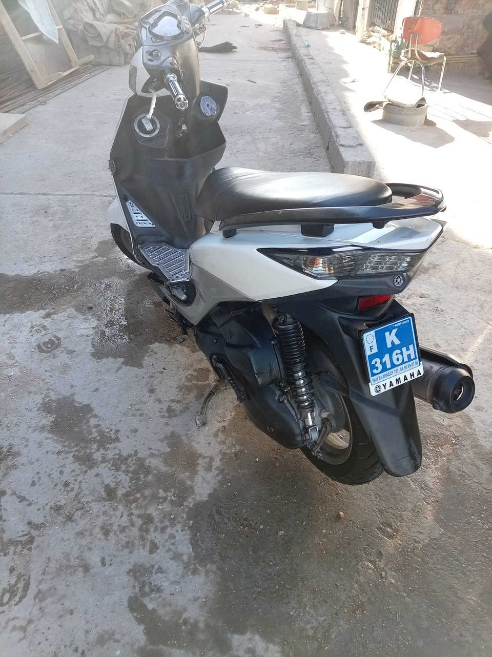 دراجه سكنس الد نضيفه مديل 2016 الون ابيض شلعه وعدل 👋مكاني بغداد شعله الشراري يتواصل معا الرقم ***********
