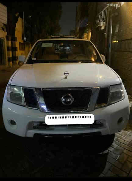 نيسان بافندر  موديل  ٢٠١١  مكينه  جديده  حاويه  صار  شهرين  شادهه  تخم  تاير  صدر  خير  من  الله  باتري  جديد  سنويه  لغاية  ٢٠٢٧  رقم  انكليزي  دولي  السياره  بأسمي تحويل  ثاني  يوم  السعر  ١٠٥  ورقه  وبيها  مجال  موبايل  ***********  بغداد مدينة  الصدر
