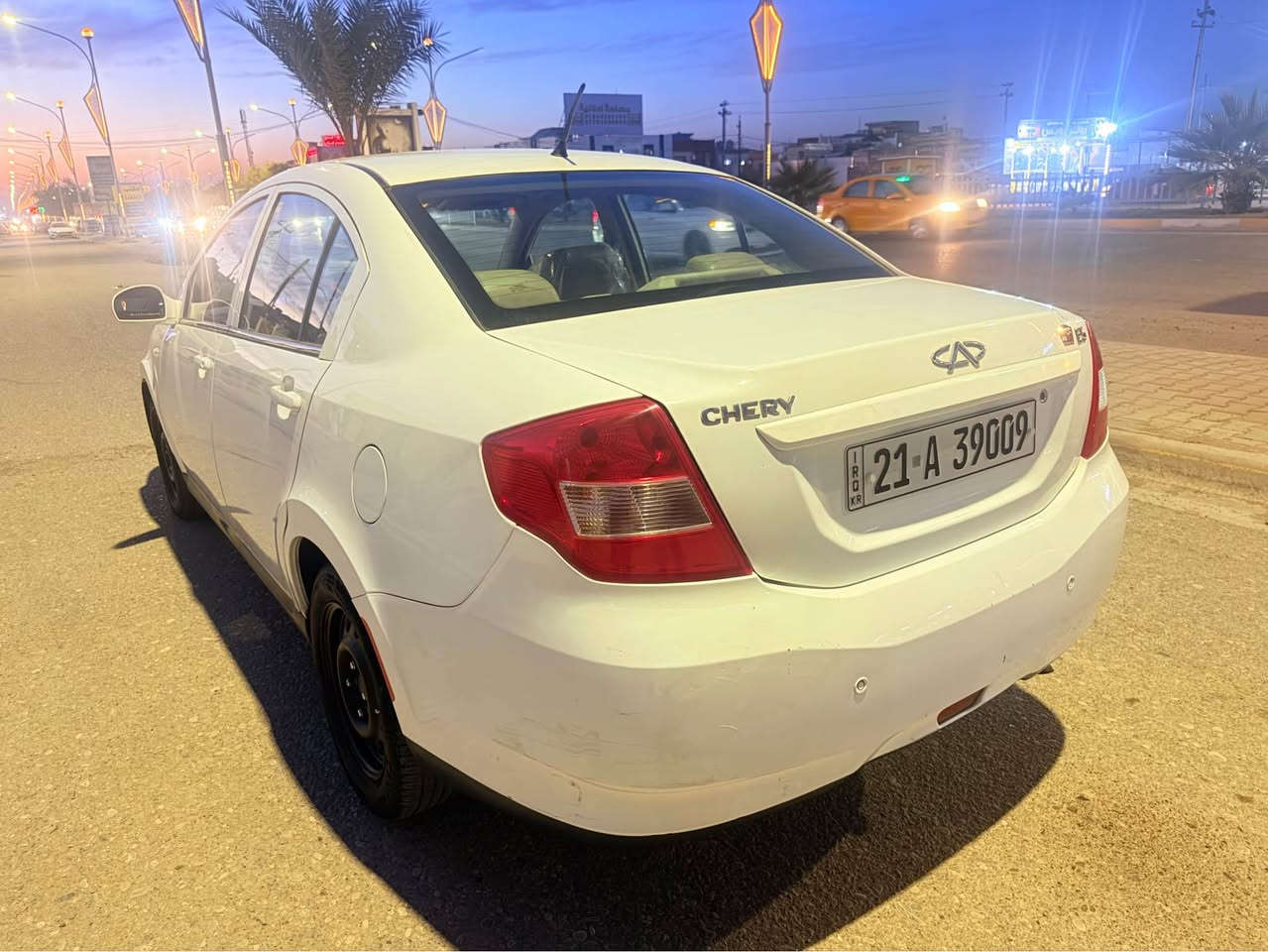 E5 موديل 2014 فول موصفات  سلايت كير محرك شرط سنواي جديد رقم دولي هز براد كل جديد ابسمي بدون صبغ بدون ضرار بس بيه مكان وحد تعديل شي اصغير صدر جديد باتري جديد تايرات جديد كهربايات كل شغل تبريد ثلج  سياره مال بيت سعر مناسب عنوان كركوك  واسطي يم معوقين  سعر 67 وبيه مجال بسيط  *********** كركوك, العراق
