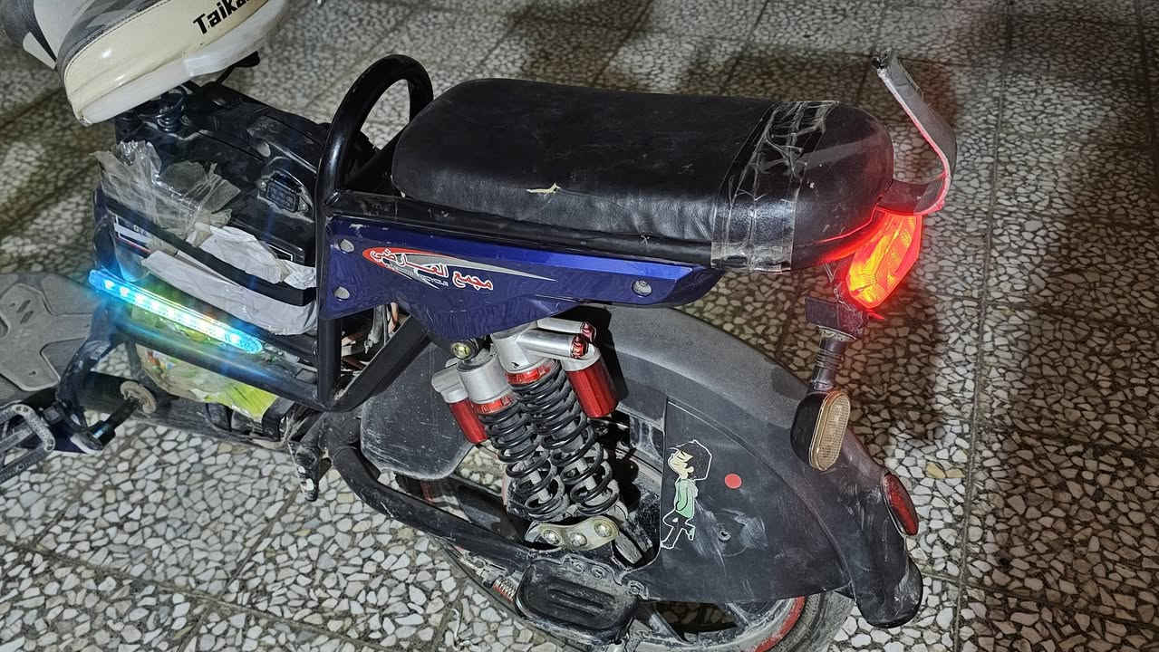 سلام عليكم باسكل شحن موديل 2025
بطارية نص عمر 
كلة شغال 
اني ابيع حديد 
السعر 265بيه مجال الرقم ***********
