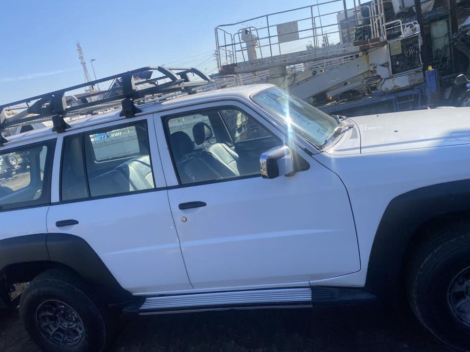 سلام عليكم نيسان باترول 2010كير عادي مع التزويد مكينه 4800  رقم السياره سليمانيه  السعر 185 للستفسار  ***********
