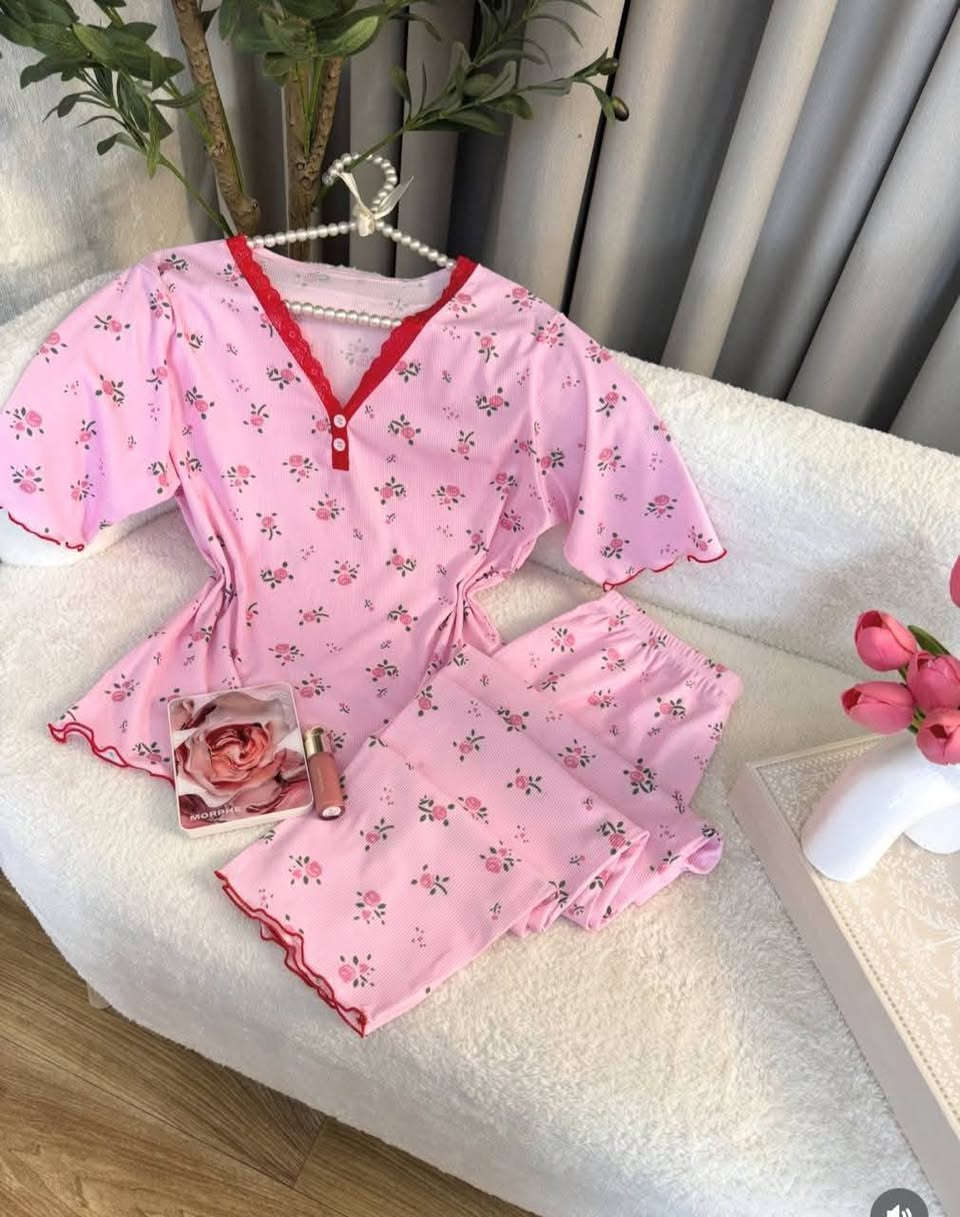 تراك نسائي قماش ناعم قياسات xl, xxl


**إذا كنت صاحب هذا الإعلان وتريد حذفه لأي سبب، رجاءا أرسل رسالة إلى الدعم الفني**