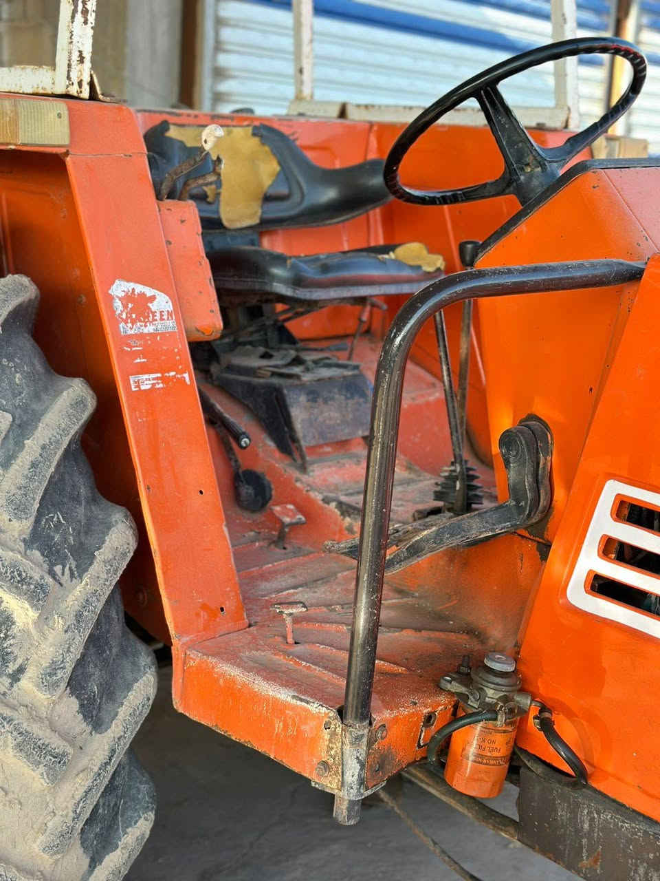 سلام عليكم من رخصته الادمن المحترم 
للبيع فيات 780 مكينه كدامك وكلشي مواضح 
سنويه ورقم بغداد بدون تحويل مكينه جاهزه للعمل
مكان واسط قضاء الزبيديه الاستفسار اتصل وتدلل 
***********
