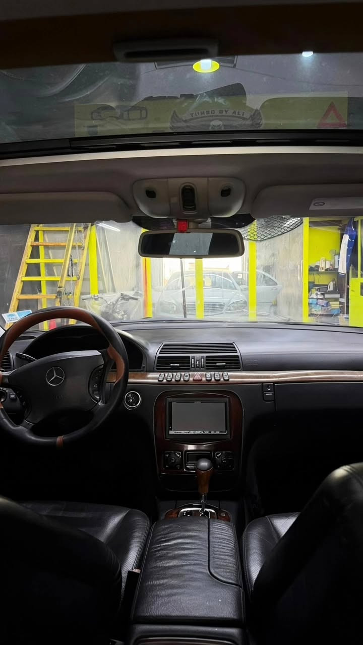 رمضان كريم 🤍
السلام عليكم امراوس حسب القناعه 
سياره مارسدس غواصه 
باب طويل s550
سياره فووول مواصفات 
كفاله من الكص.والضربه 
كفاله كير مكينه 
سياره مديل 2002 
سياره ادوات 
سنويه وبليته 
العنوان ميسان 
***********
