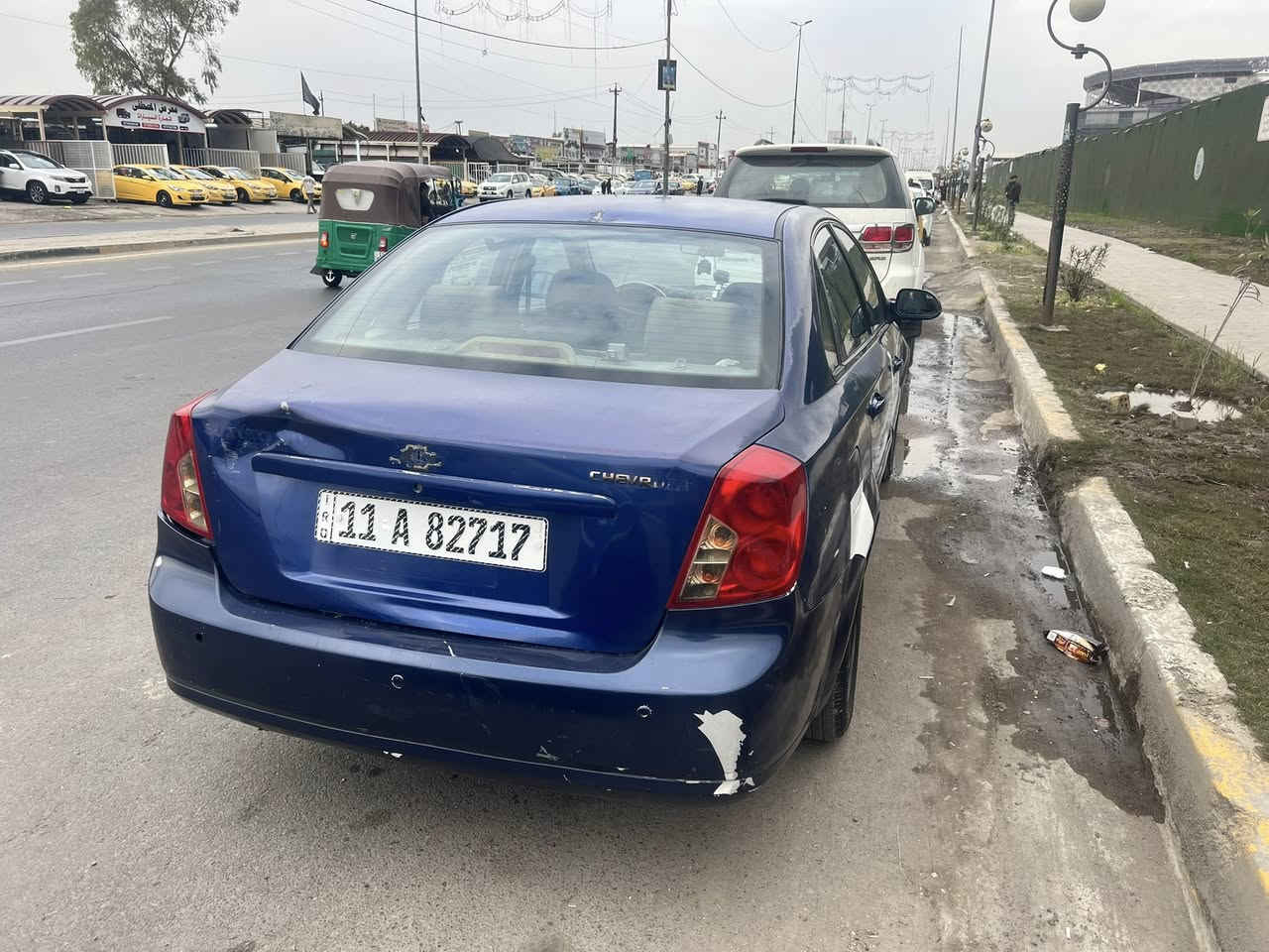 السلام عليكم فورنزا للبيع ٢٠٠٧ كير محرك اوبترا قبل شهر بدلتهن تخم تاير جديد رقم جديد هزه جديده حادث باب وجاملغ امامي بدون دواخل مصبوغه حزام السياره متعوب عليه متصرف ربع عليه تبريد تتفئه كله شغال بيه مضومة غاز شغاله 
الشراي بس خير ويدلل ***********
