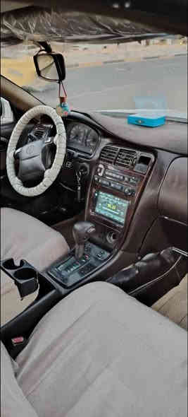 سياره مارك 2 مديل 2000 مصبوغه عام بسمي سنويه 2026 تبريد شغال محرك 2 ونص حداديه جديده رقم الهاتف *********** السعر 68 وقبل التفاوض
