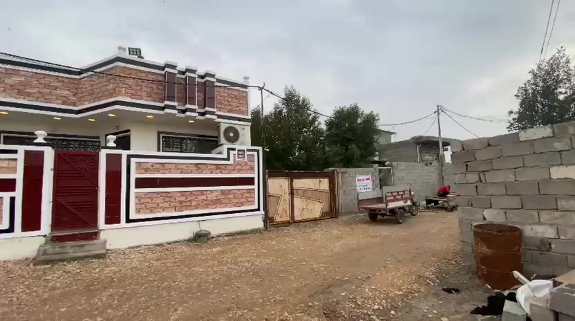 السلام عليكم رمضان كريم عليكم ان شاء الله بيت زراعي سنه 25 البيت ركن مساحه البيت 260 متر بناء حديث 2024 خدمات كهرباء ماء تبعد المدرسه عن البيت 300 البيت خلف كاع جواهر يبعد عني سوق المحموديه ثلاث دقائق السعر 110 وبي مجال قابل للتفاوض *********** /***********
