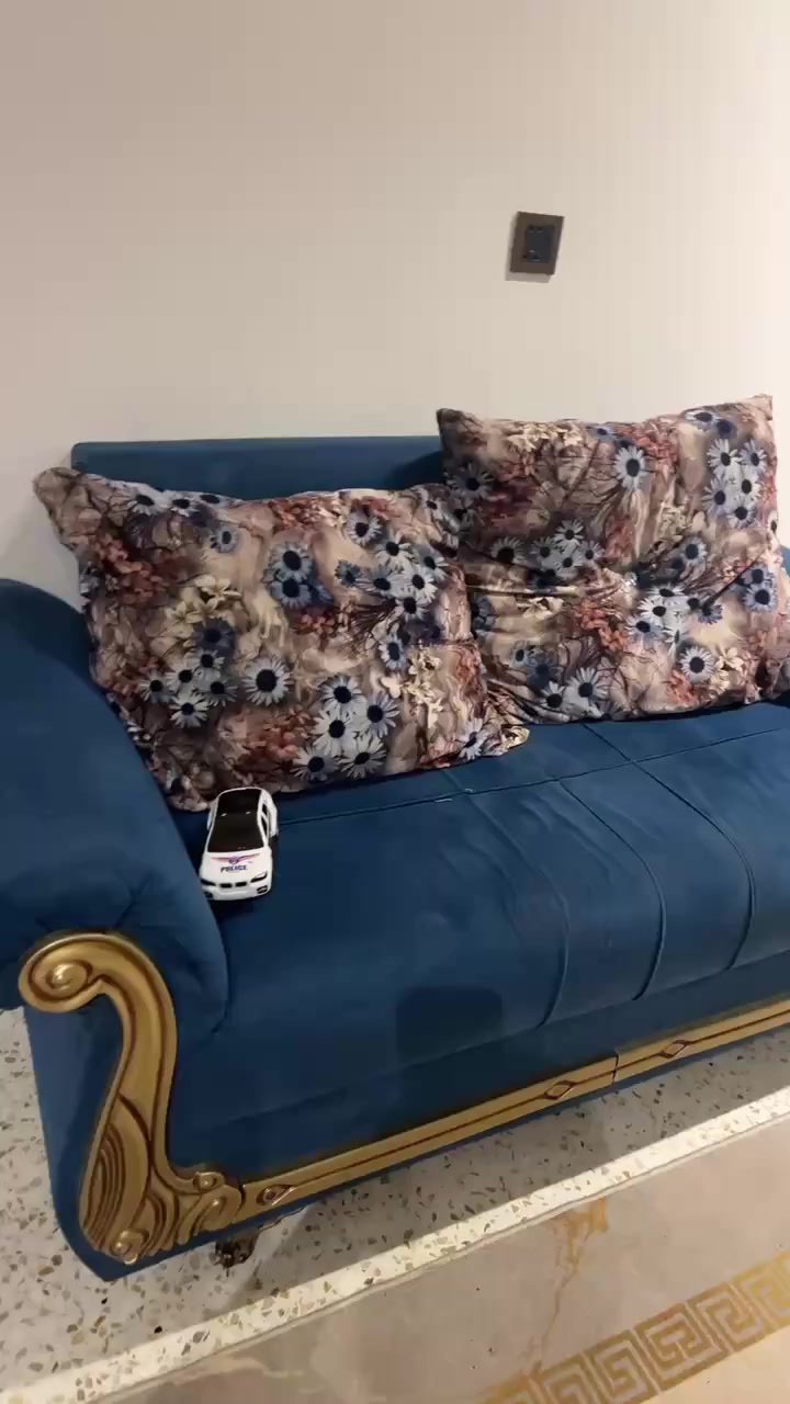 تخم 4 مقاعد
مابيه ضرر بس يرادله غسل
حتى تلبسيه وياه  طبله هديه 
السعر 125 بي مجال 
فلوجه  جغيفي ثانيه


**إذا كنت صاحب هذا الإعلان وتريد حذفه لأي سبب، رجاءا أرسل رسالة إلى الدعم الفني**