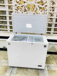 ثلاجة • ١٢قدم • مستعملة ونظيفه