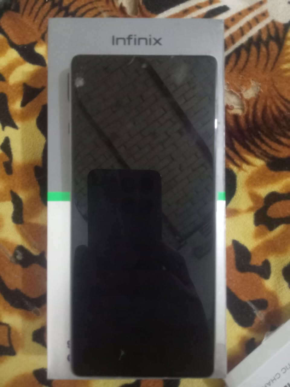 Infinx noTE 50 Pro 
جهاز نضيف ومناسب وجديد بي فقد كسر بل حساس صغير ما مثر لاعله لمس ولا الضاه مستخدم ٦ اشهر 
تستفسار علا رقم ***********
