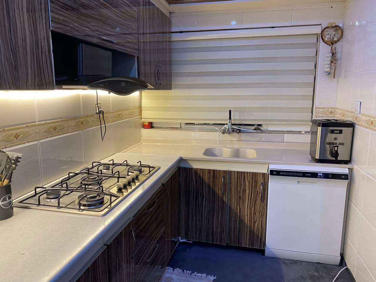 کەوانتەری پاک و خاوێن و داری ئەسڵی سعری ٣٥٠ و معامەلە سلێمانی ڕاپەرین


**إذا كنت صاحب هذا الإعلان وتريد حذفه لأي سبب، رجاءا أرسل رسالة إلى الدعم الفني**