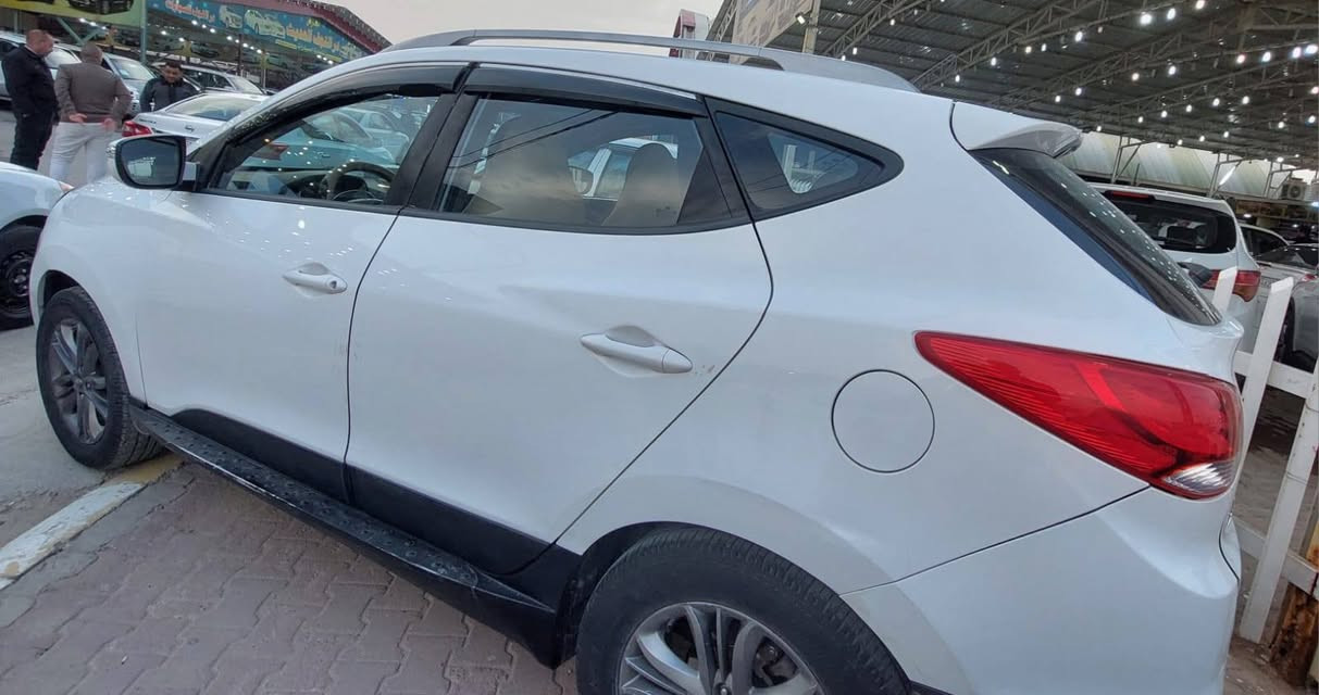 السلام السلام عليكم
هونداي توكسان خليجي ٢٠١٤ شكل ٢٠١٥ لد امامي شباك سنتافي ويل ١٧ كروم اسود تبريد خلفي امامي دكمه بالكير محرك حجم (٢٠٠٠) المرغوب ماشيه (١٨٠) تخم تاير بحاله جيد جدا شاشه وكاميرا دواره محرك وكير وتبريد ثلج رقم نجف الدولي الحديث وسنويه باسمي الى(٢٠٣٠) يعني اعتراف ثاني يوم السيارة على ايدي وبرغي ما عايزه يعني فلس متخلي عليه بيه قطعتين صبغ وبارد السعر (١٤٠) وبيه مجال للطيبين مكاني النجف الاشرف (***********) وبي واتساب.
