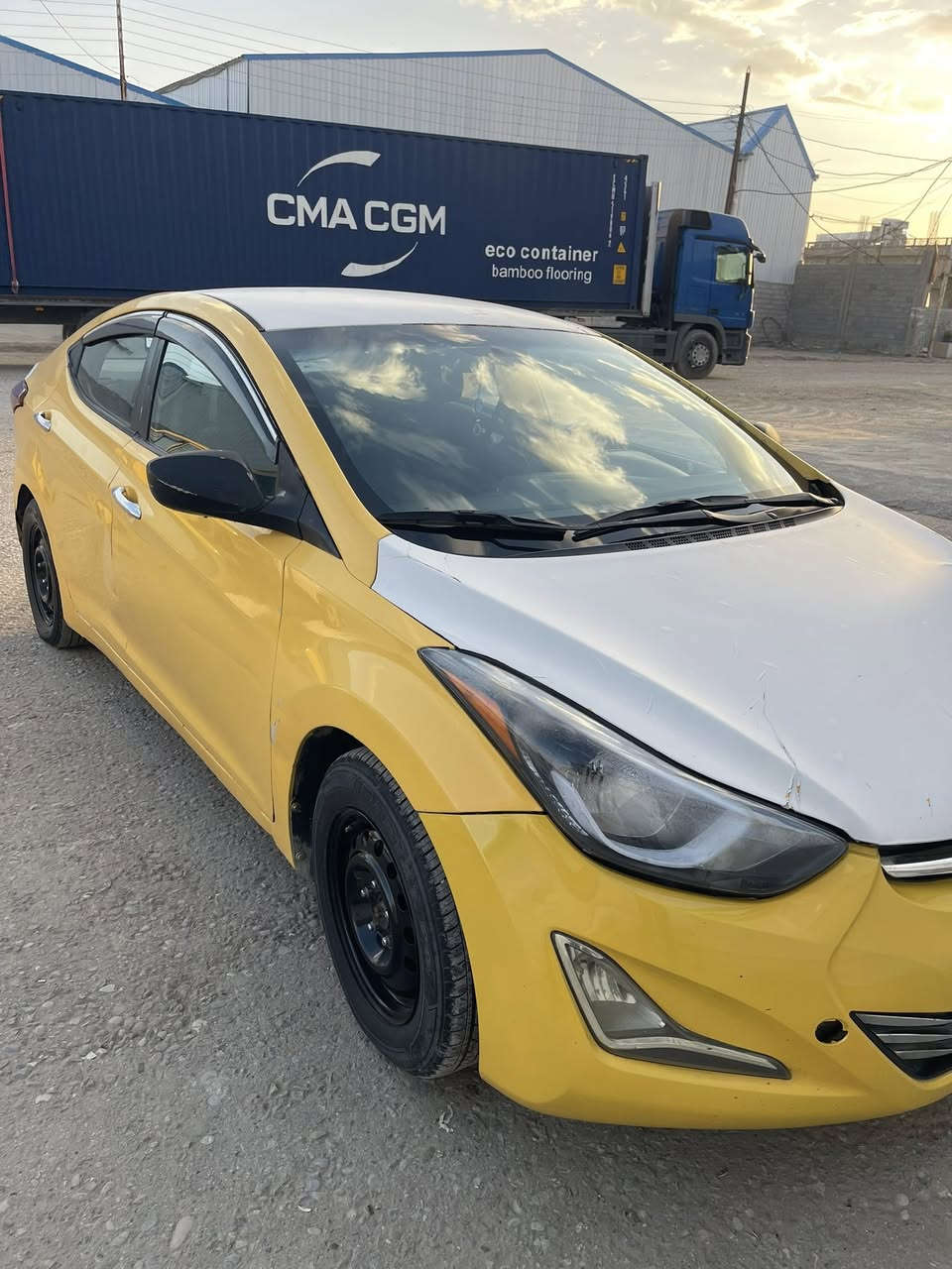 سلام عليكم. سيارة الانترا 2011تكسي مكينة لا تنقيص ولا تبخير مال بيت اروح بيه للدوام ورجع ما مشتغل بيه تكسي  سعر 83  وبيه مجال حك الجية بيه معجون موضح بالصور مكان السيار ةزعفرانيه 
رقم تواصل *********** اتصال وتساب
