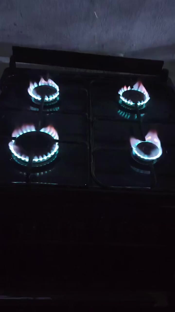 طباخ للبيع شغال عيون وفرن
سعره ٦٥


**إذا كنت صاحب هذا الإعلان وتريد حذفه لأي سبب، رجاءا أرسل رسالة إلى الدعم الفني**