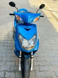 سكنس فحل للبيع دراجه بعده بجيس جديده ما معنه الكلمه برغي مملعوب بيه شل...