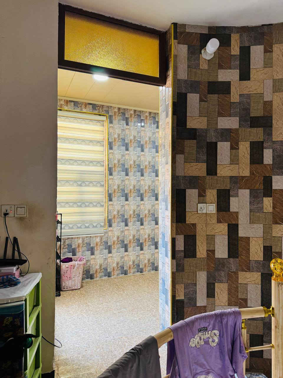 دار للبيـــــــــــــع....
طابــــــــو مــــــلك صـــــــرف.... 
شــــــــــارع 80 محيزم الرابعه قرب المدارس.... 
ــــــــــــــــــــــــــ
المســـــــــاحه الكليــــــــــــه // 200م
طابقيــــــــن والبناء جــــــــديد وبحاله جيده 
ــــــــــــــــــــــــــــــــــ
ثــــــــلاث غرف نـــــــــــوم
 صالــــــه هـــــــول مطبـــــــــــخ حار بارد
 صحيات خارجية وداخليه كــــــــــراج حديقــــــــــه 
ـــــــــــــــــــــــــــــــــــــــــ
***********
***********
