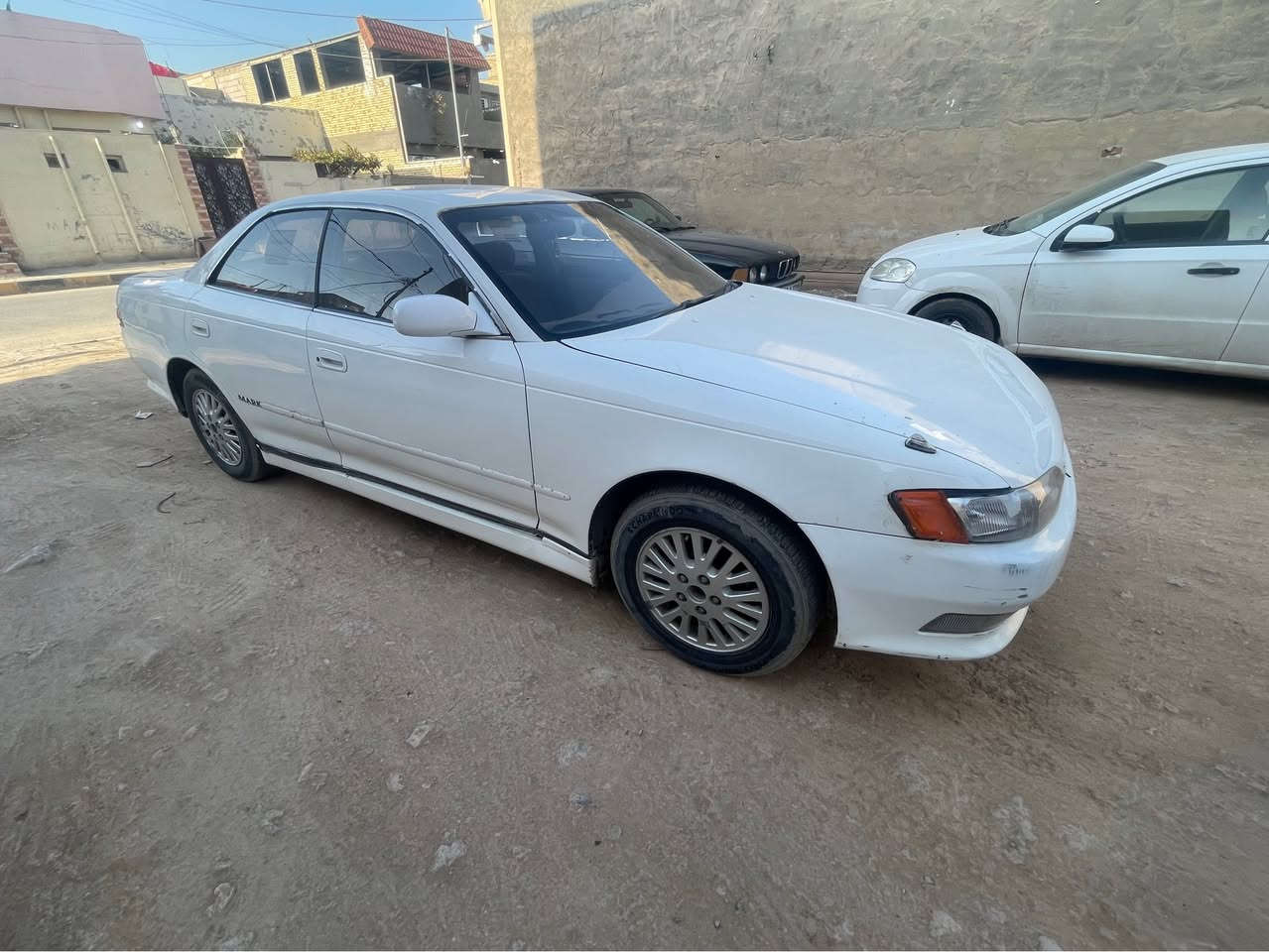 السلام عليكم سياره مارك مديل ٩٣ رقم بغداد سياره كفاله من ضربه ونقل  الون بيض محرك ونجي سعر ٥٨ مكان نجف ستفسار اتصال على رقم ***********
