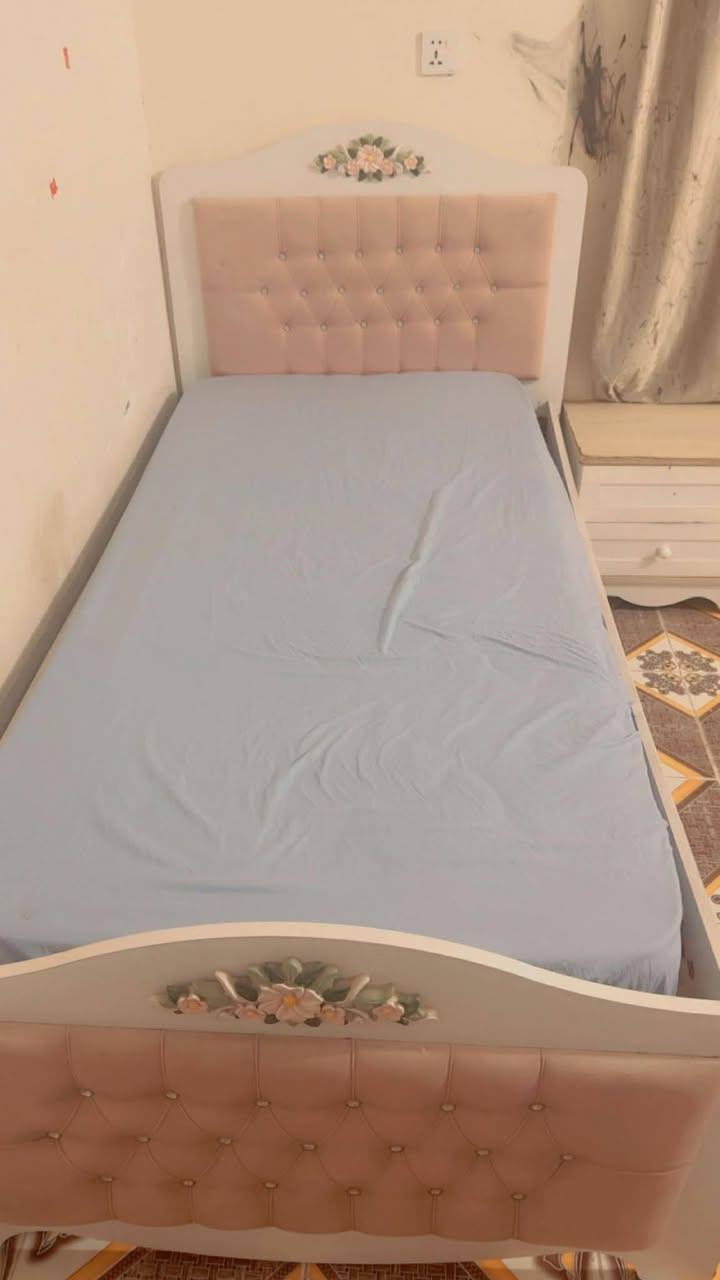 غرفه سعرها 350كامله وجديده استعمال قليل


**إذا كنت صاحب هذا الإعلان وتريد حذفه لأي سبب، رجاءا أرسل رسالة إلى الدعم الفني**