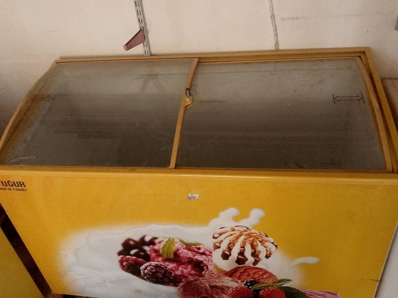 السلام عليكم عارضت للبيع شغالات كلشي مابيهن للاستفسار الاتصال على الرقم *********** غير متواجد على الفيس
