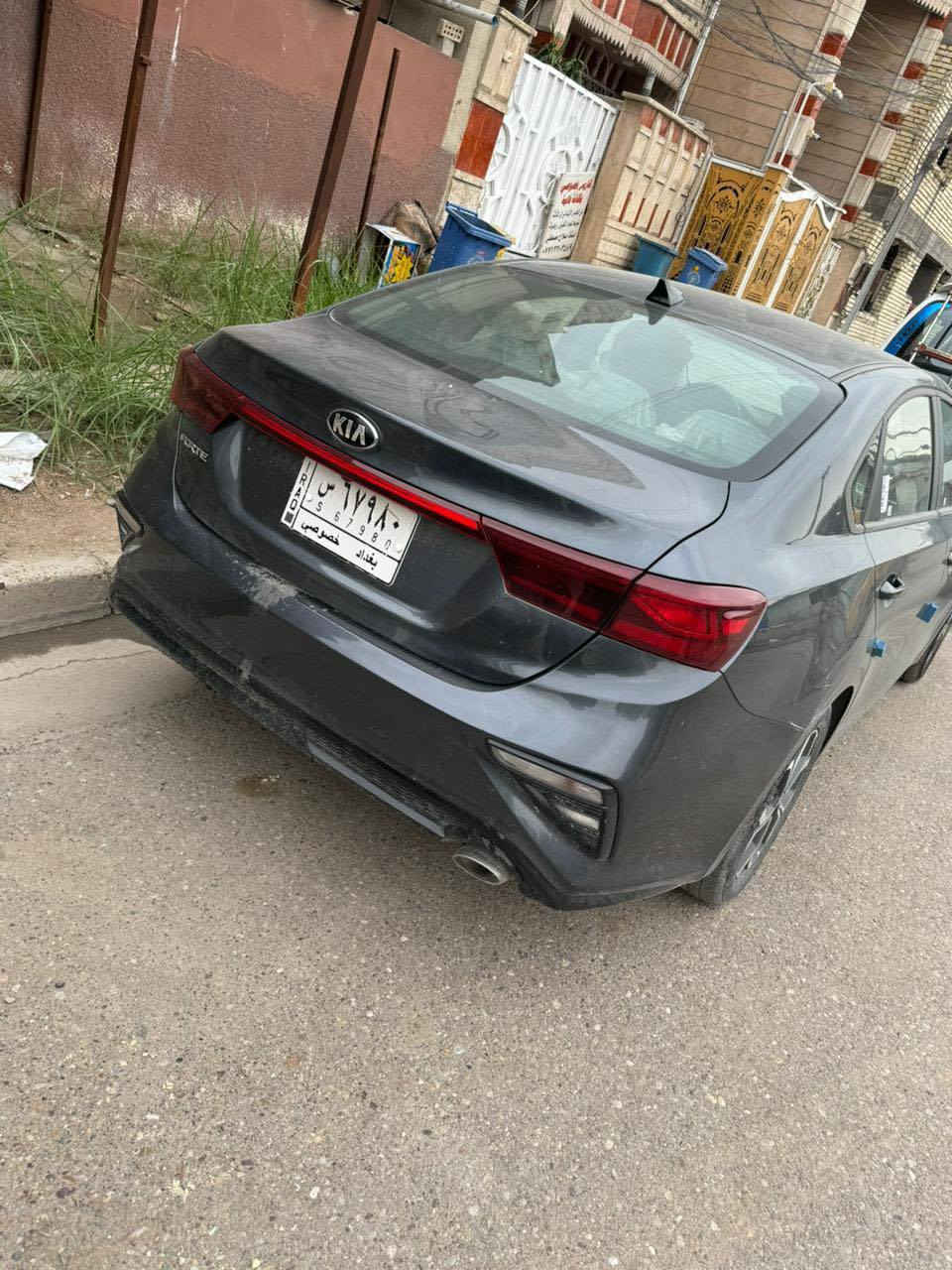 يالله السلام عليكم
كيا فورتي موديل 2021 امريكي 

حادثهه فقط دعاميه أماميه 

ماشيه 72 

السياره  مكفوله كفاله عامه من الصبغ  والمعجون 

تخم تاير جديد 

باتري جديد 

حداديه اي نقص مابيهه 

تبريد شغال ثلج

السياره جاهزه ع اخير حبايه 

كير  اي تي   

***********واتس او اتصال 

السعر 1٣٨ وبيهه مجال بصيط
