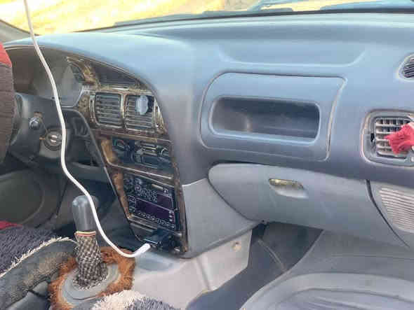 سلام عليكم براتون نواب ضباط كير محرك صدر تخم تاير السيارة بدون ضربة مالت جناي السعر 18الستفسار***********مكان سيارة شهربان
