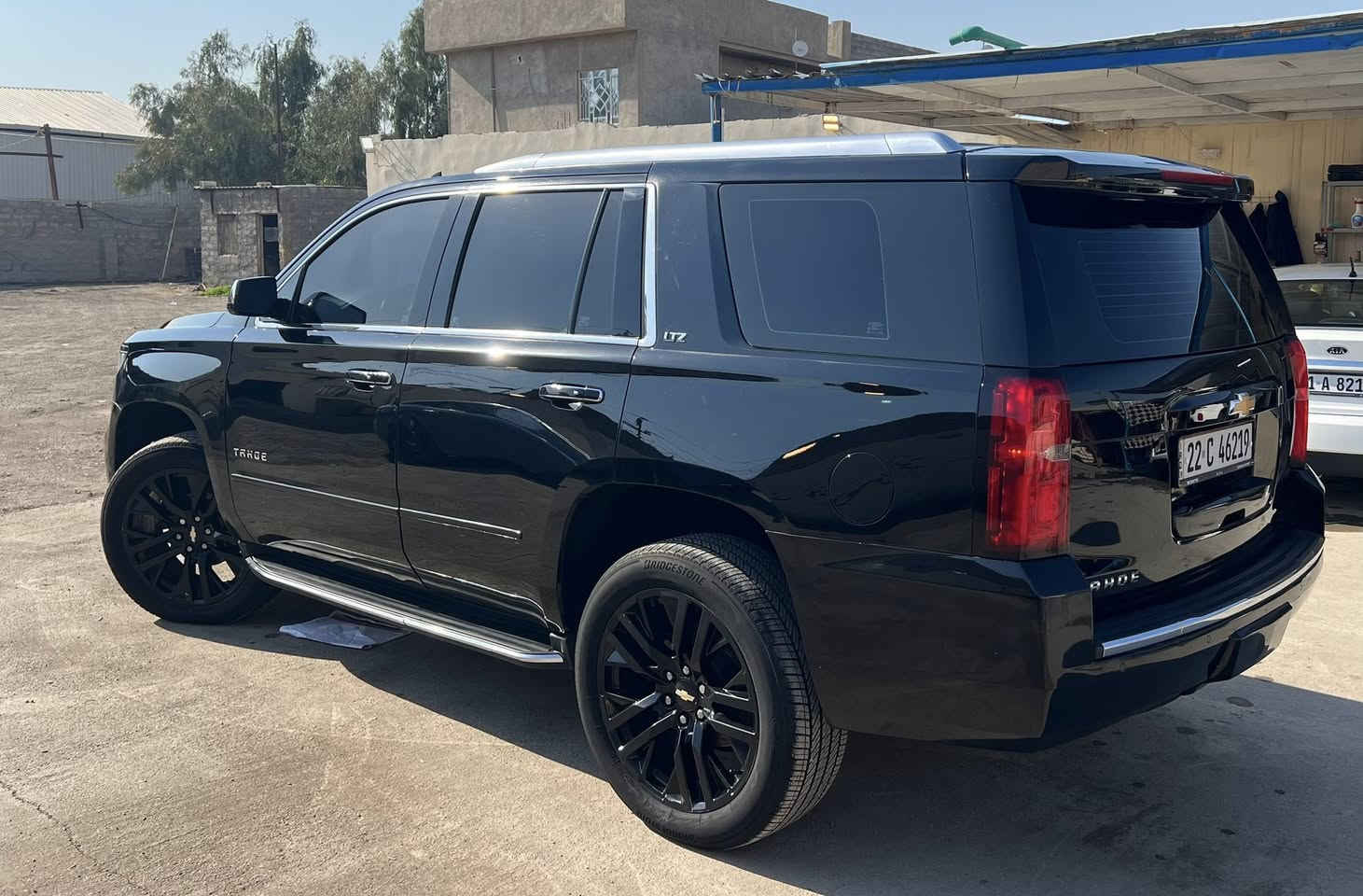 موديل 2015
وكالة المنصور 
ماشية 142 الف كيلو متر
فول موصفات 
LTZ
رقم  اربيل بأسمي 
كير ومحرك مكفولات 
فقط يوجد BDR
في المكان المحدد 
اما الباقي مكفول 
ويل بلاك اصلي 
مال موديل 23
تخم تاير برجستون 
صدر جديد 
سياره كامله للاخير
السعر 335 ورقه وبيها مجال 
***********
