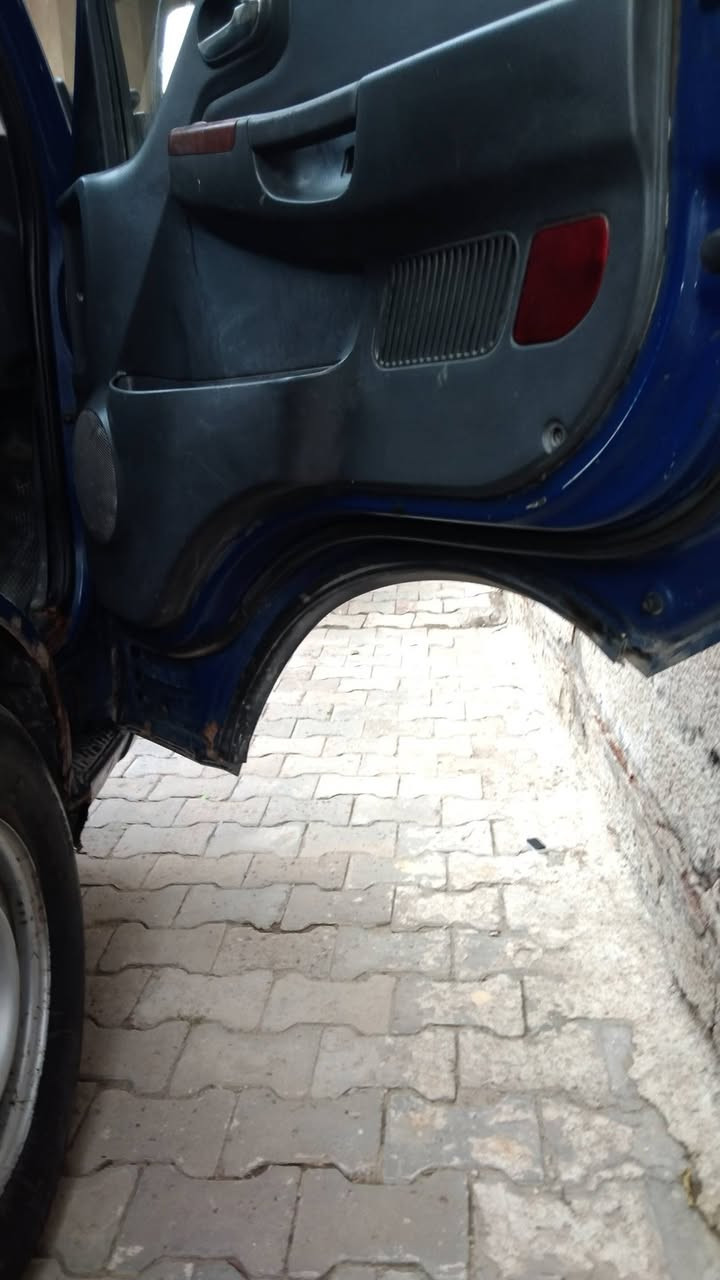 السلام عليكم كيا حمل السعر ٧٥
رقم انكليزي بغداد 
بسمي تحويل مباشر 
موديل ٢٠٠٦
كفاله من البارد
مكينه كير اكسل كفاله 
تخم تاير جديد 
صدر جديد 
العنوان البلديات 
رقم الهاتف ***********
